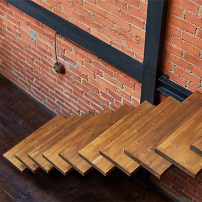 Peldaños de escalera de teca